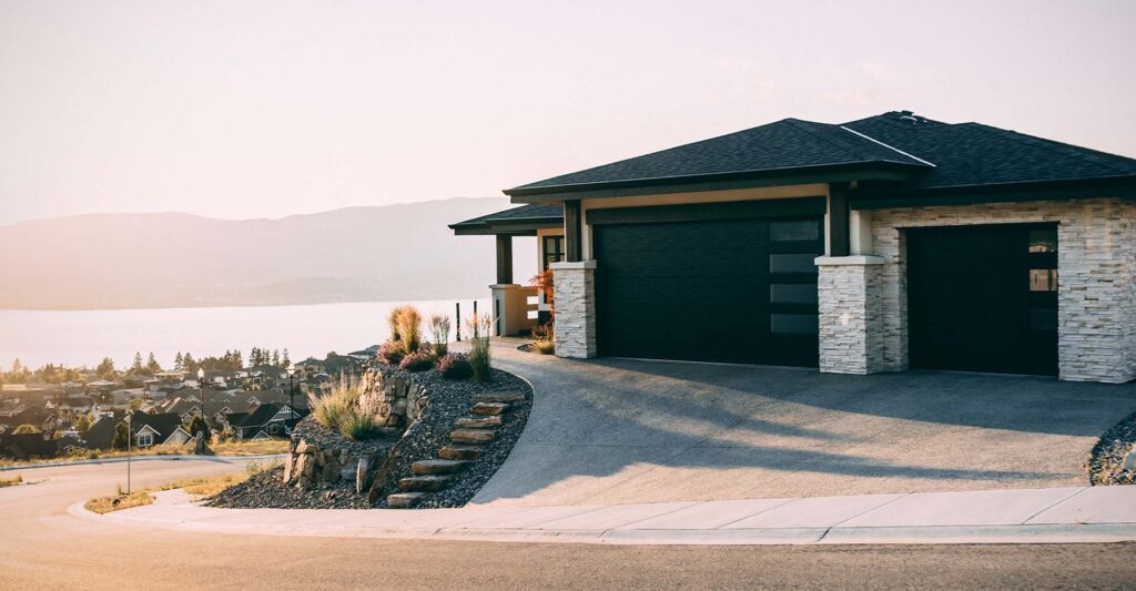Beautiful home in summer